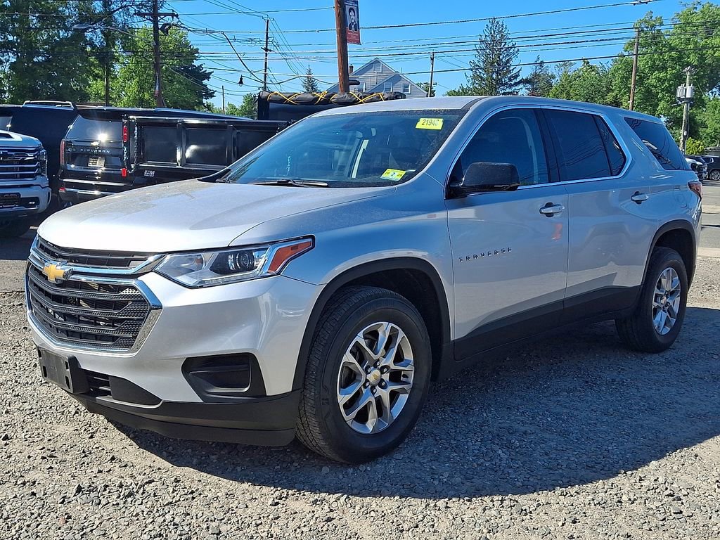 Used 2020 Chevrolet Traverse LS FWD image 3