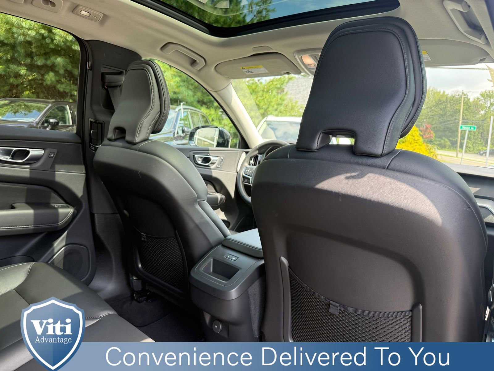 Certified 2024 Volvo XC60 B5 Core image 27