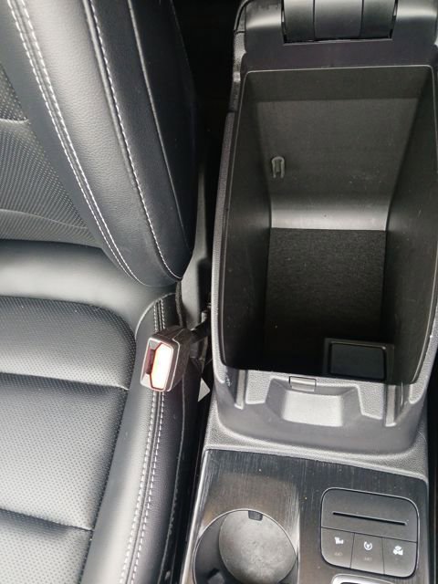 Certified 2022 Ford Escape Titanium w/ Class II Trailer Tow Package image 42