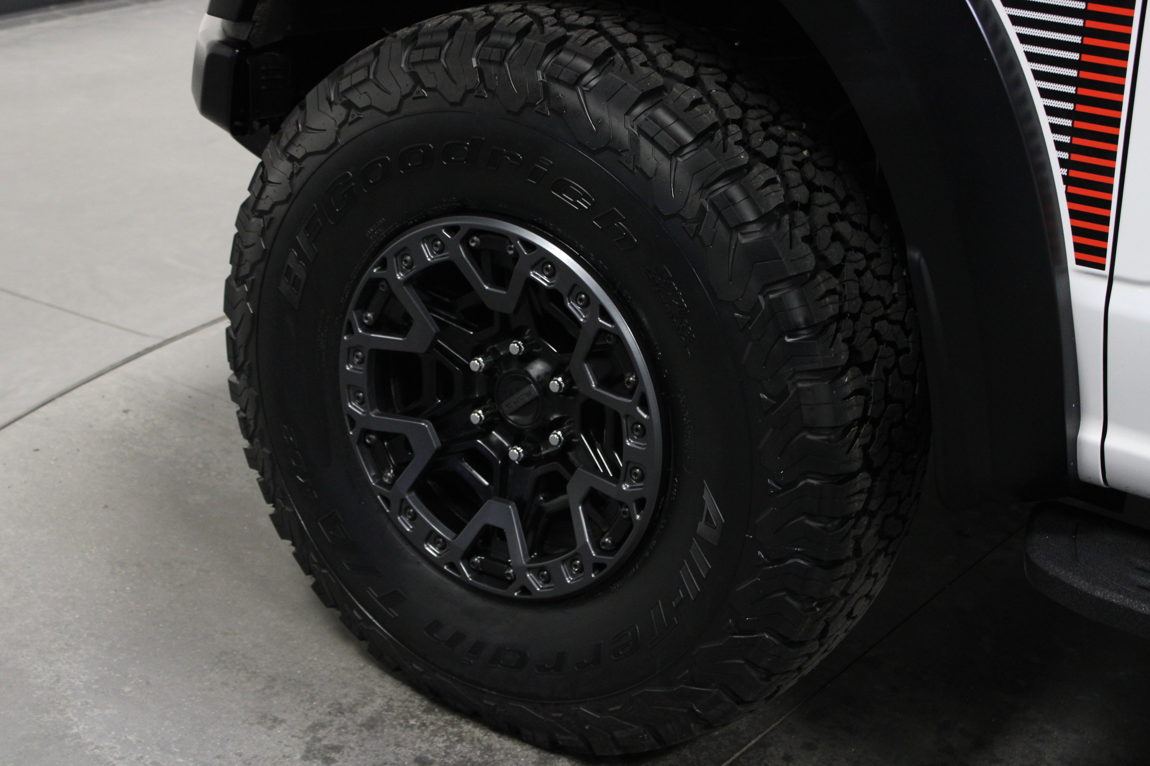 Used 2024 Ford F150 Raptor w/ Equipment Group 803A Raptor R AWD/4WD image 10