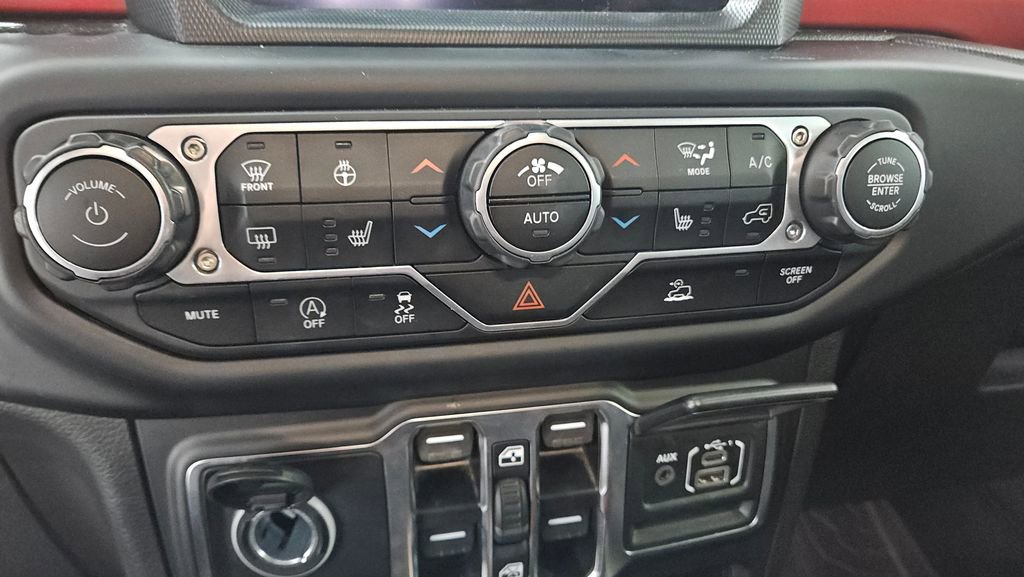 Used 2022 Jeep Gladiator Rubicon w/ LED Lighting Group image 29