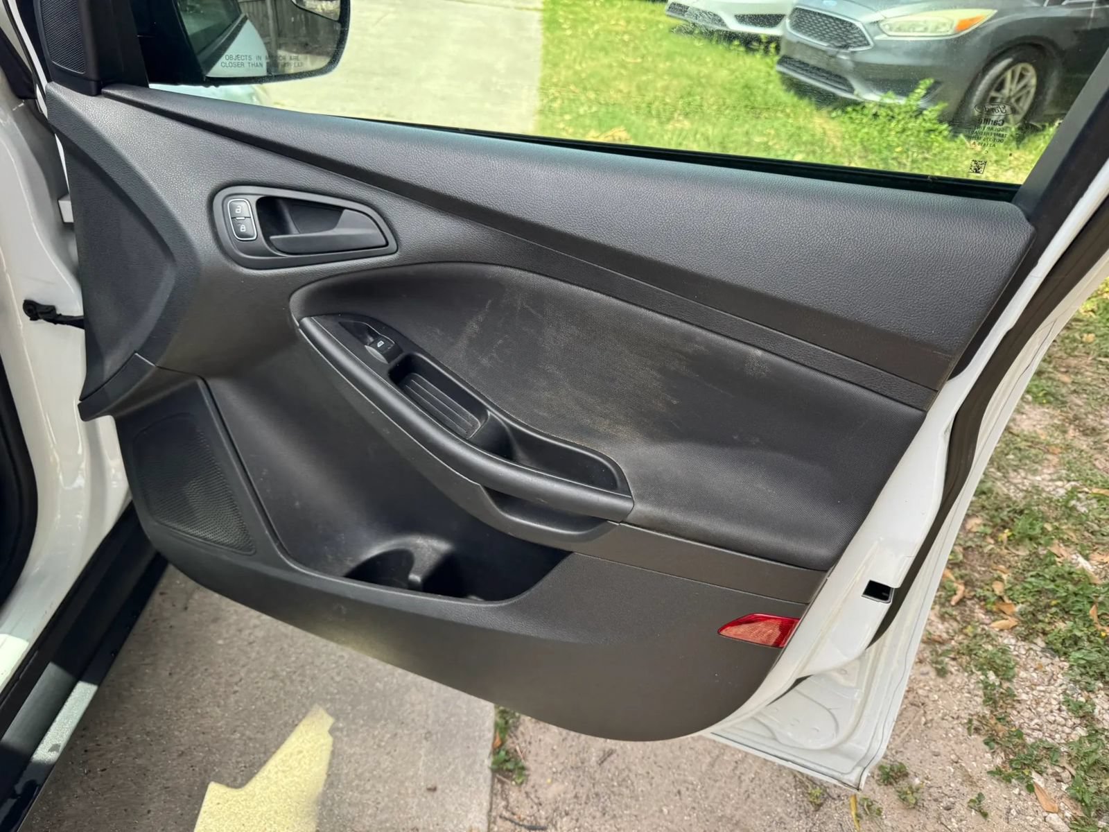 Used 2018 Ford Focus S FWD image 24
