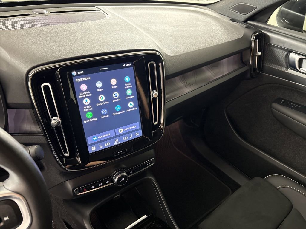 Used 2023 Volvo C40 P8 Recharge Plus image 29