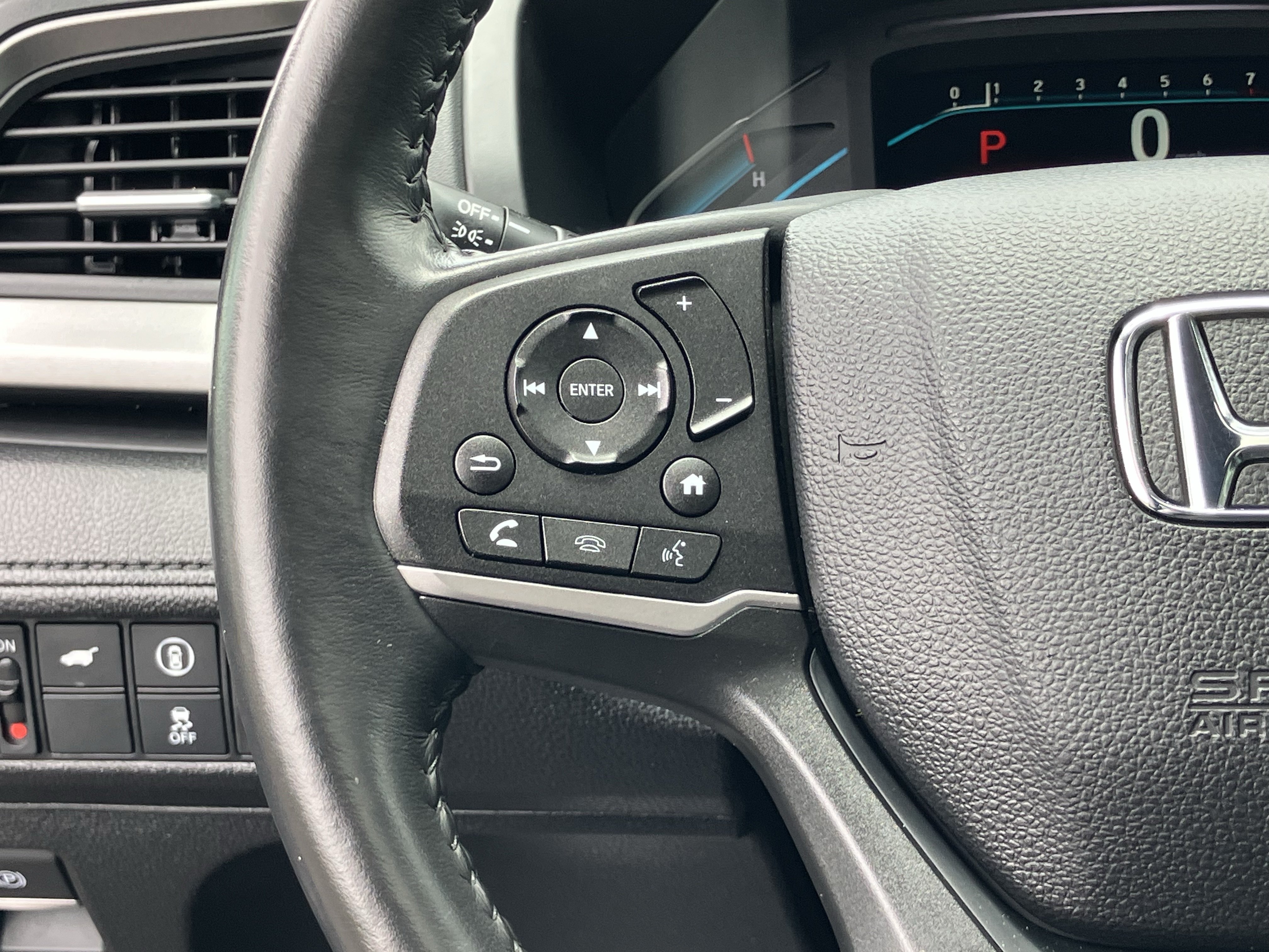 Certified 2024 Honda Odyssey EX-L image 21