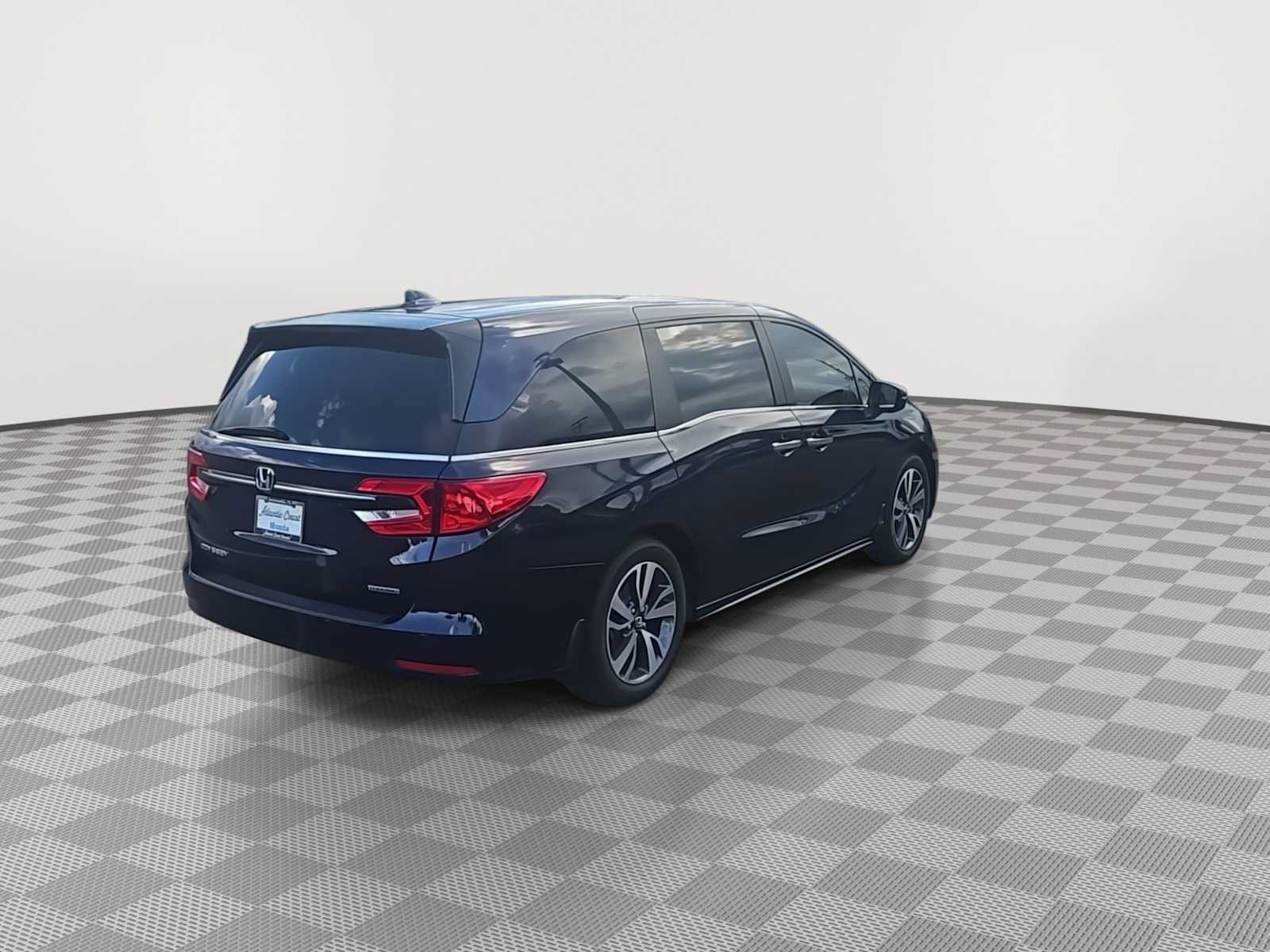 Used 2023 Honda Odyssey Touring image 8