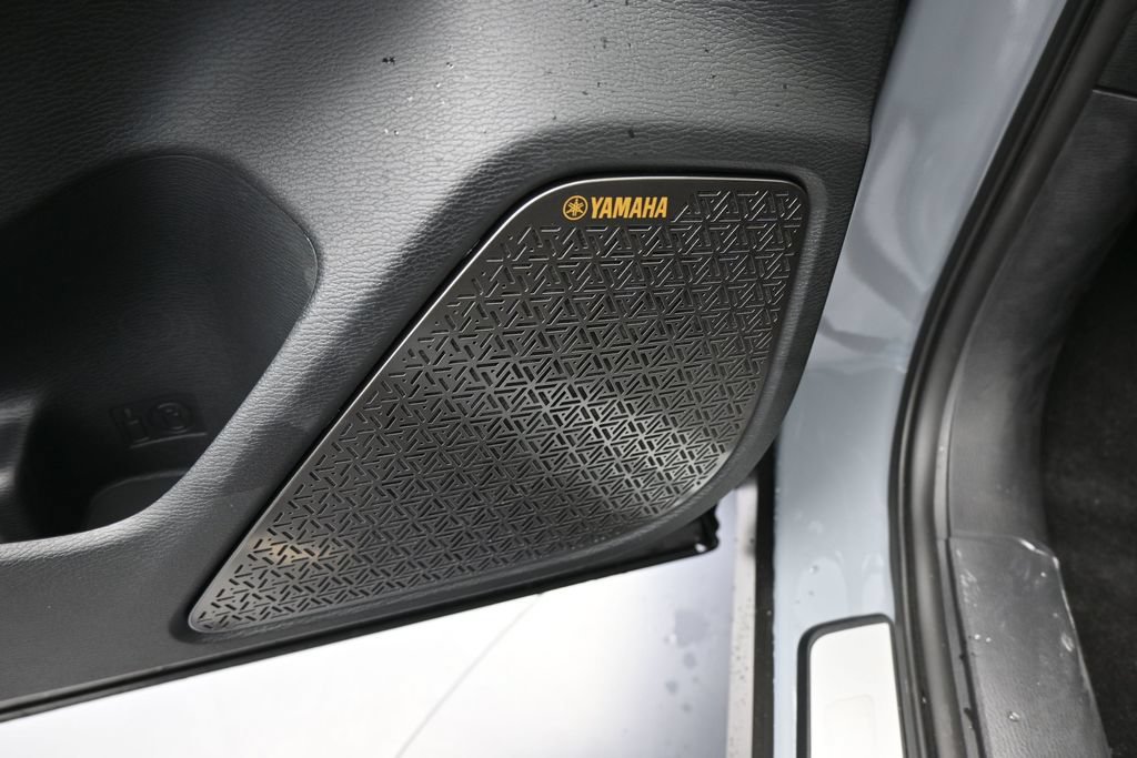 New 2026 Mitsubishi Outlander SE FWD image 16