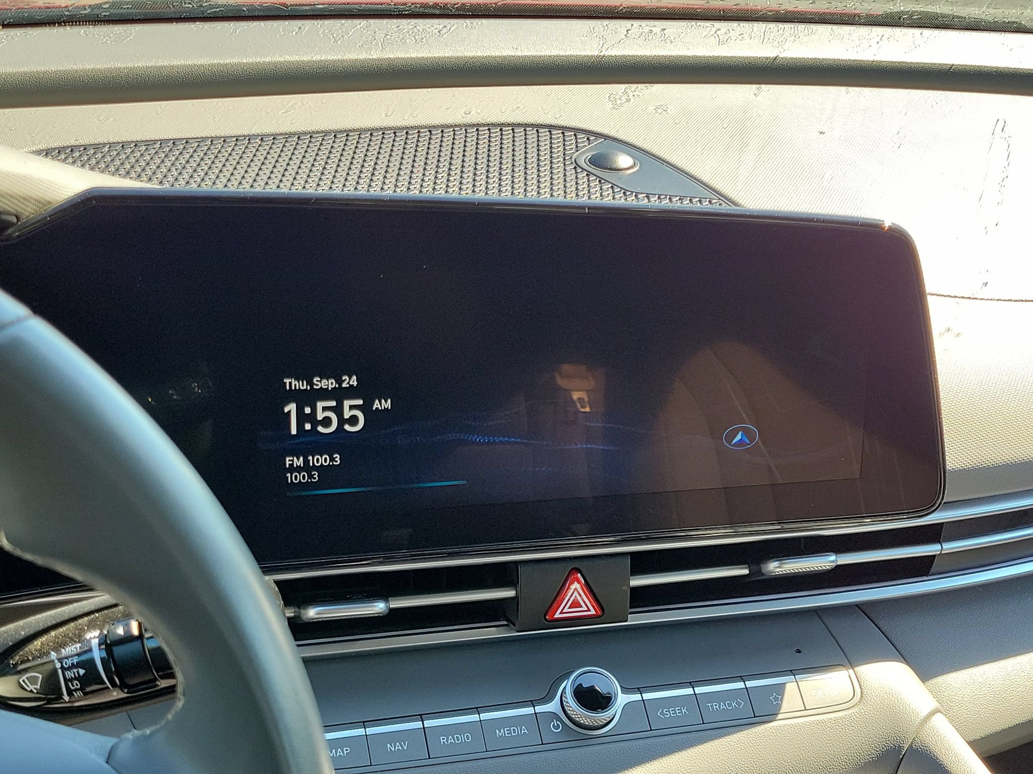 Used 2025 Hyundai Elantra SEL FWD image 17