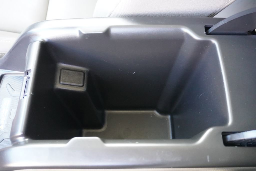 Used 2019 GMC Canyon SLT w/ Driver Alert Package AWD/4WD image 23