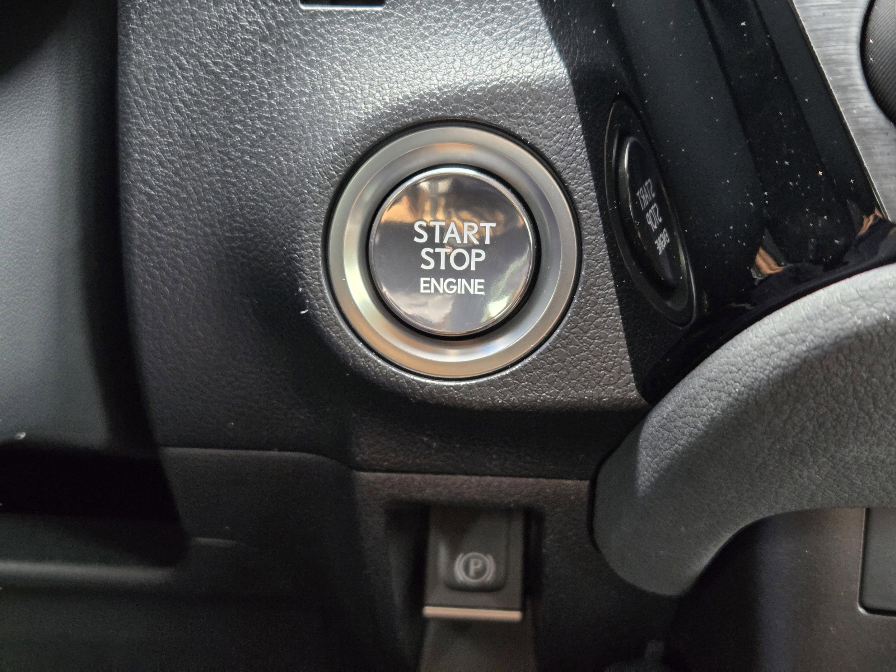 Used 2025 Lexus ES 350 w/ Premium Package FWD image 18