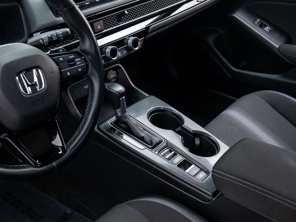 Used 2023 Honda Civic Sport image 12