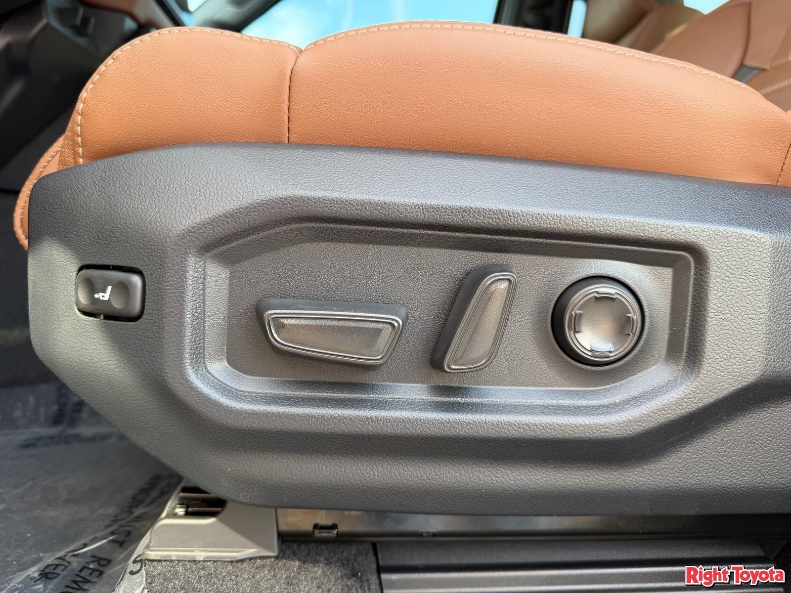 New 2026 Toyota Tundra 1794 Edition AWD/4WD image 16