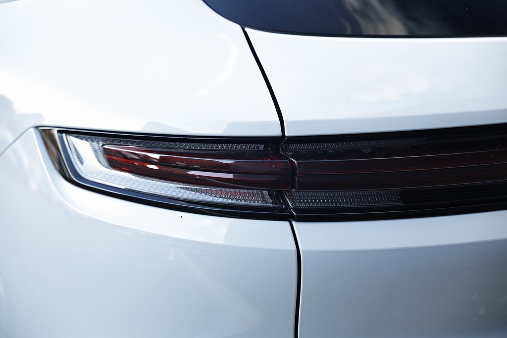 Certified 2025 Porsche Cayenne w/ Premium Package Plus image 14