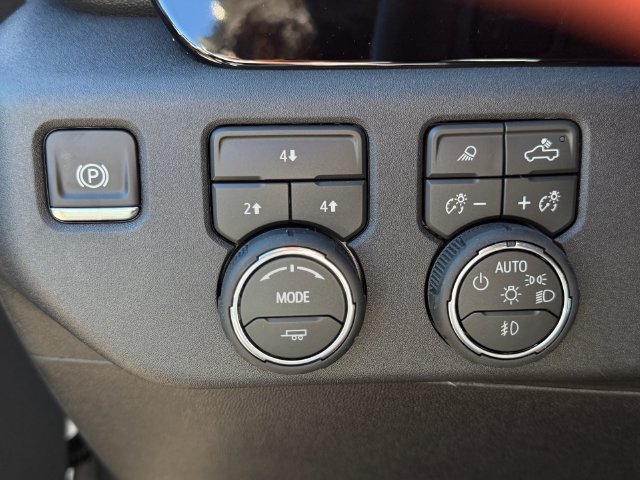 New 2026 Chevrolet Silverado 2500 LT w/ Trail Boss Package AWD/4WD image 18