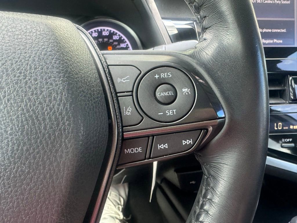 Used 2023 Toyota Camry SE image 17