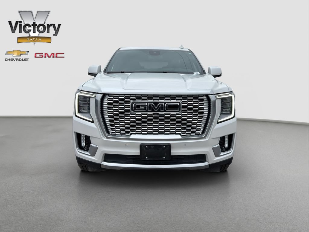 Used 2024 GMC Yukon Denali AWD/4WD image 2