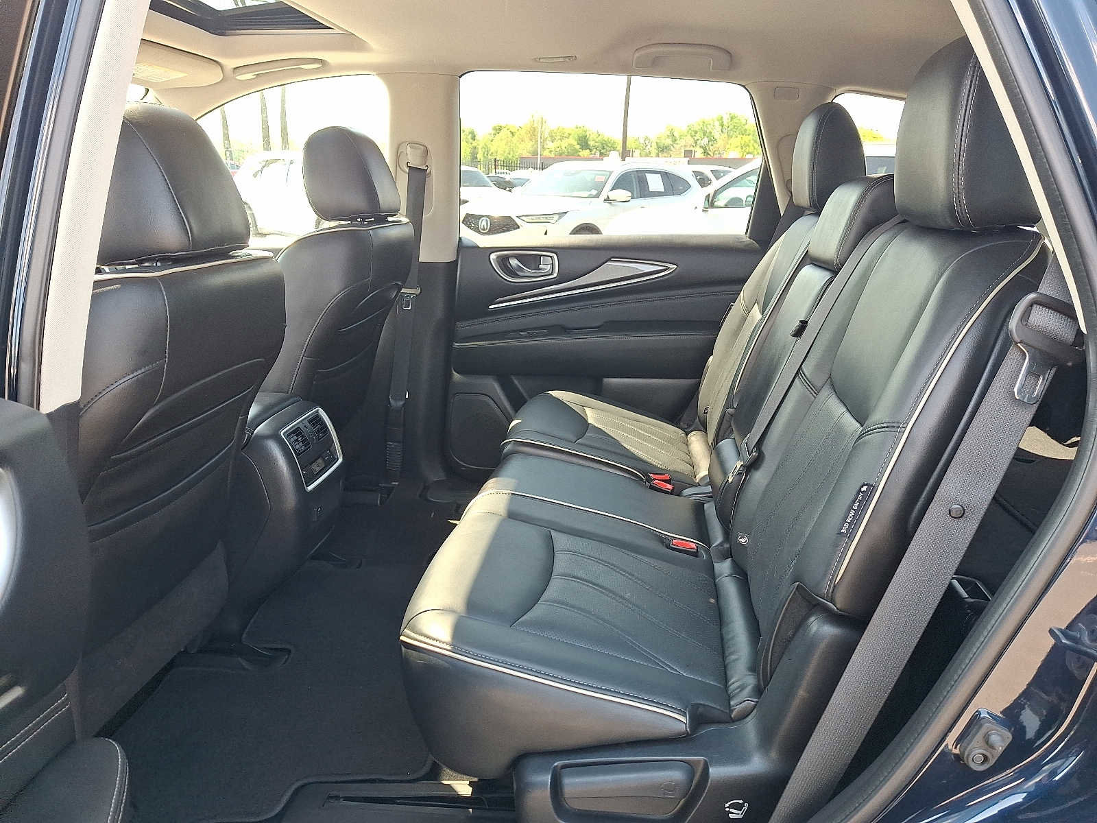 Used 2018 INFINITI QX60 Luxe AWD/4WD image 11
