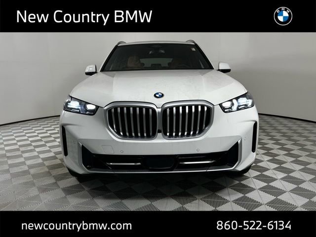 New 2026 BMW X5 xDrive40i w/ Climate Comfort Package image 3