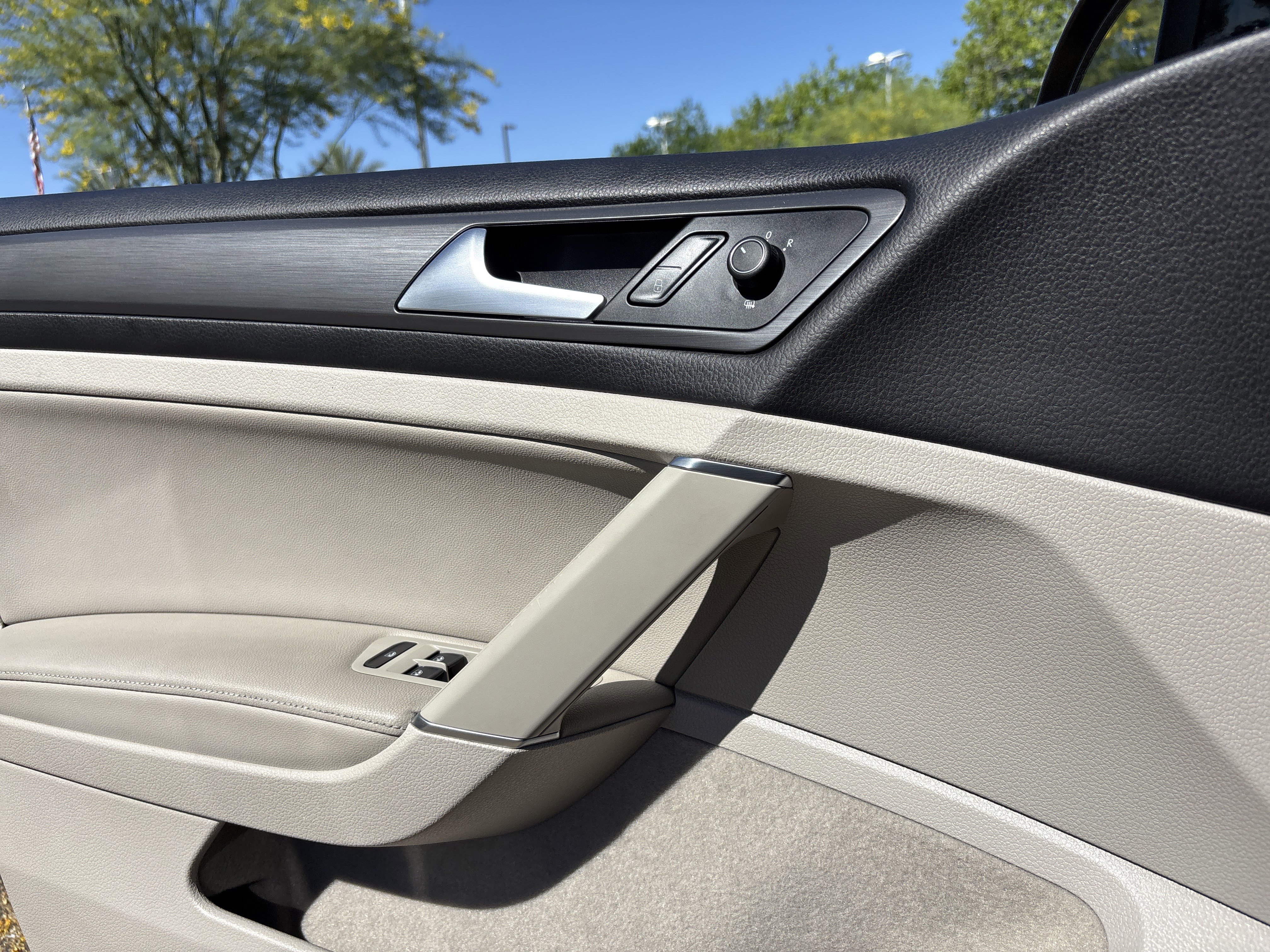 Used 2019 Volkswagen Golf SE w/ Driver Assistance Package image 20