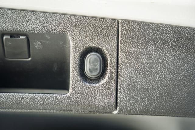 Used 2016 GMC Yukon SLT w/ Open Road Package image 10