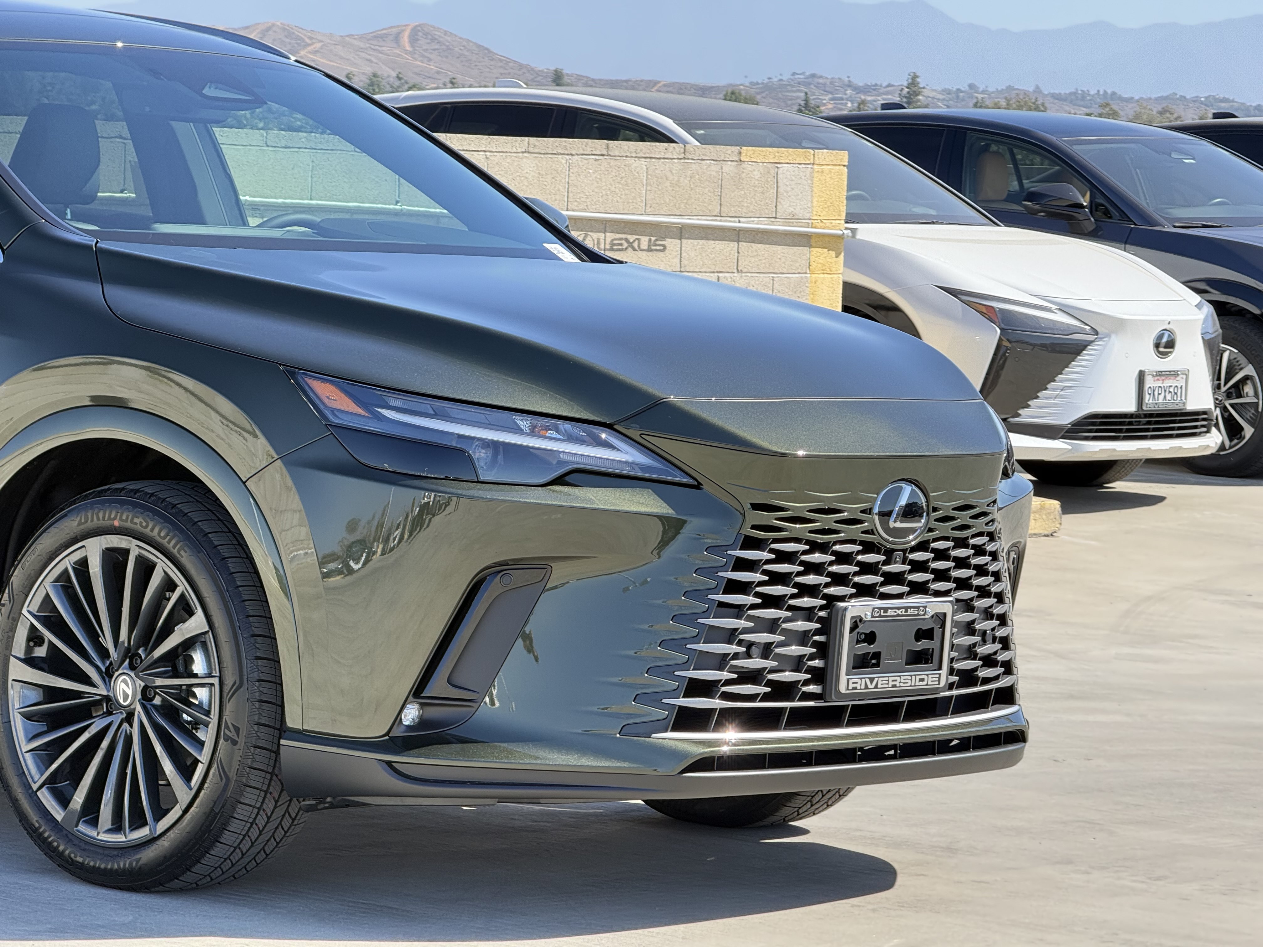 New 2026 Lexus RX 350 FWD image 3
