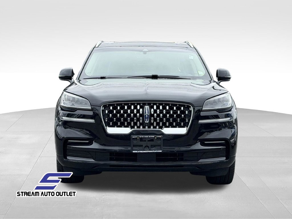 Used 2023 Lincoln Aviator Grand Touring w/ Equipment Group 301A AWD/4WD image 2