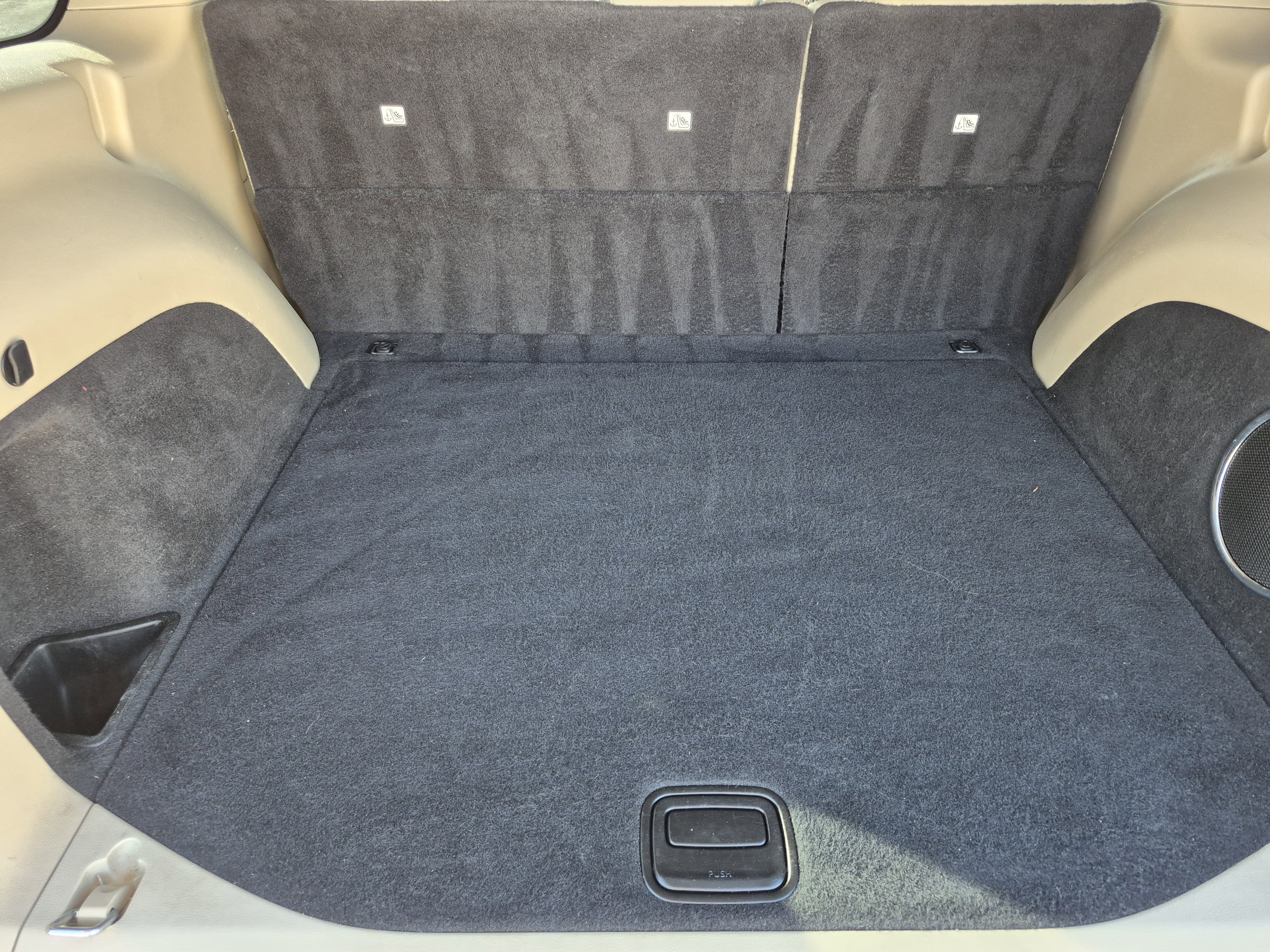 Used 2020 Jeep Grand Cherokee Limited image 34