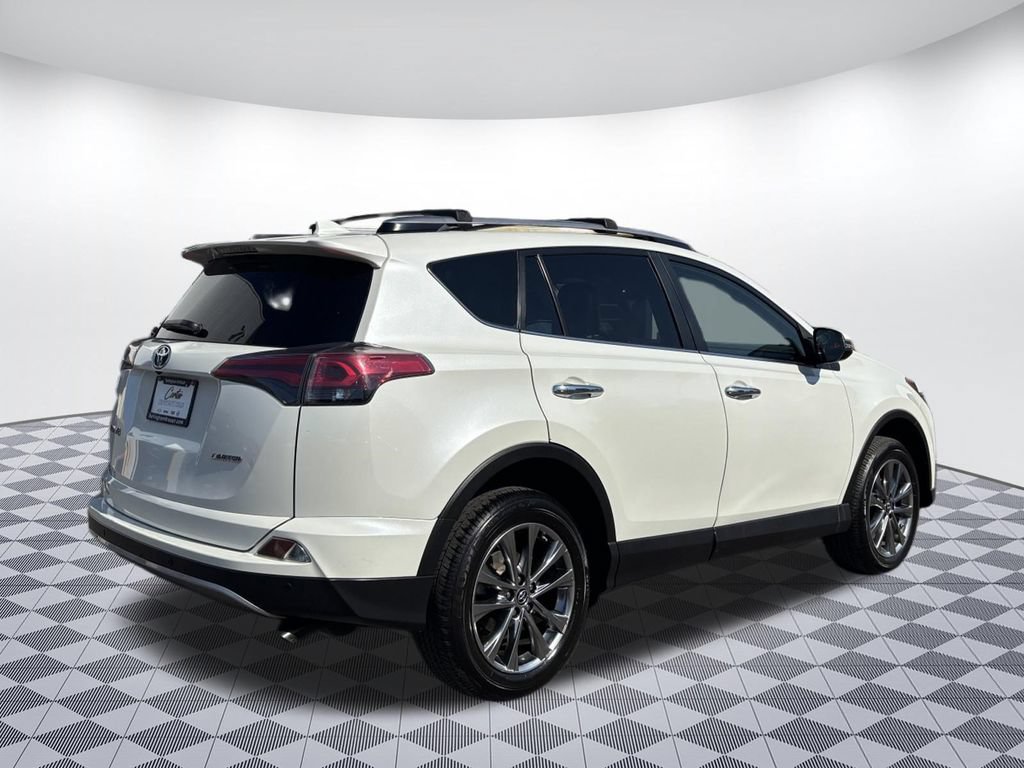 Used 2018 Toyota RAV4 Limited w/ Advanced Technology Package FWD image 7