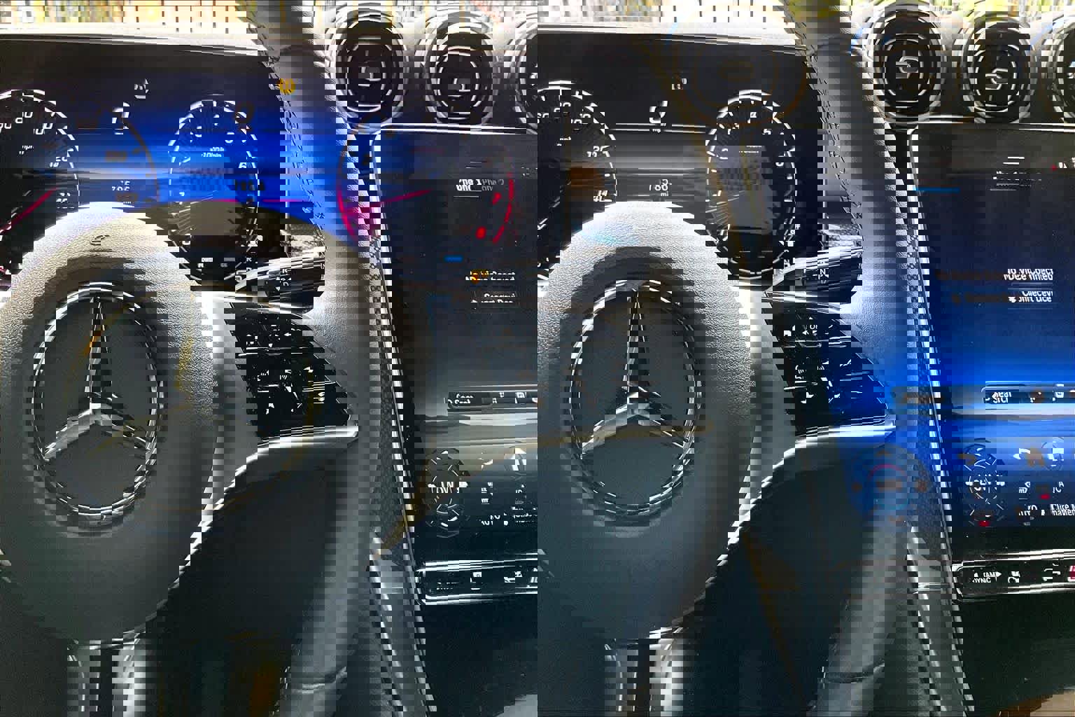 Used 2026 Mercedes-Benz GLC 300 image 24