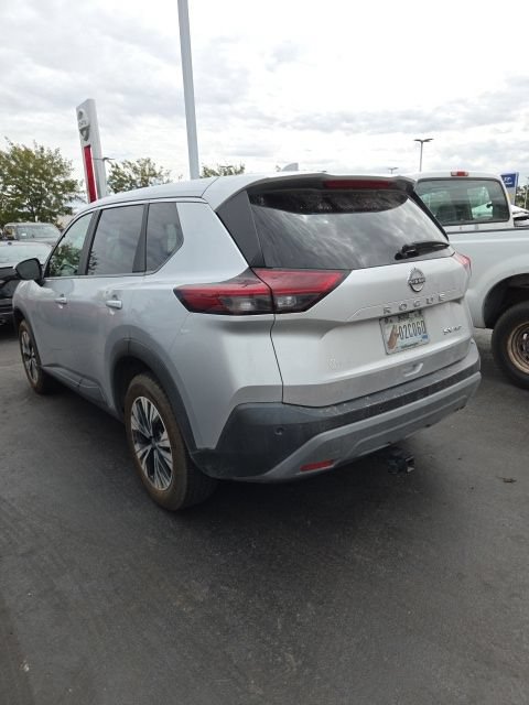 Used 2023 Nissan Rogue SV AWD/4WD image 3