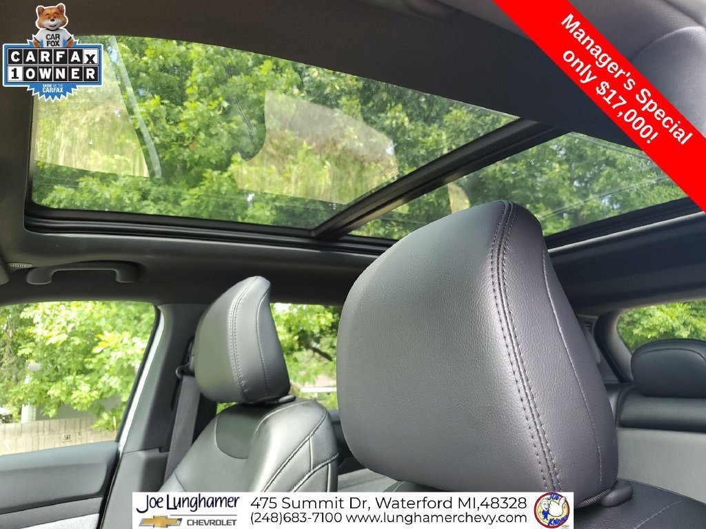 Used 2024 Jeep Compass Latitude w/ Sun and Sound Group AWD/4WD image 20