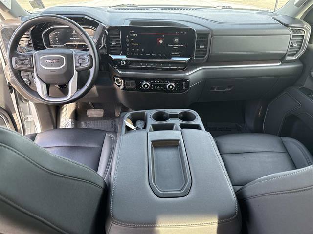 Used 2025 GMC Sierra 2500 SLT image 17