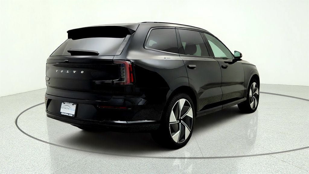 Used 2025 Volvo EX90 Plus AWD/4WD image 5