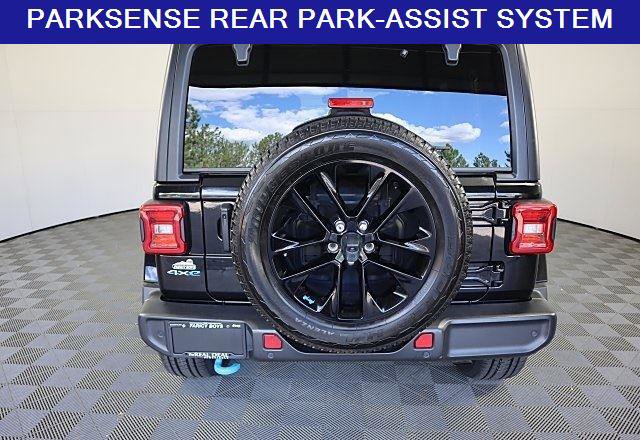 Used 2023 Jeep Wrangler Sahara w/ Cold Weather Group image 6