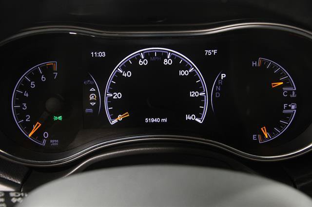 Used 2021 Jeep Grand Cherokee Laredo X AWD/4WD image 8