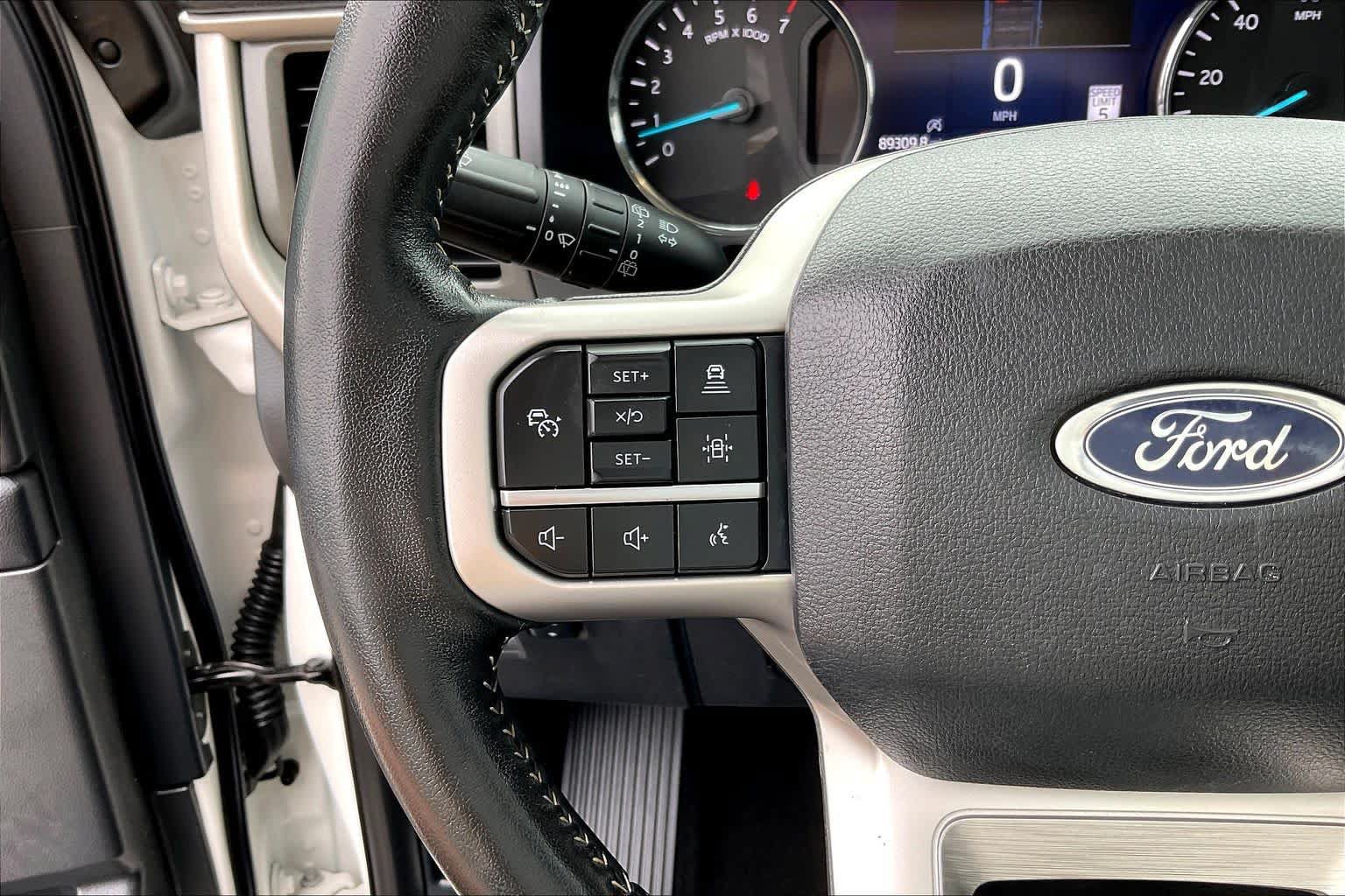 Certified 2024 Ford Expedition XLT RWD image 21
