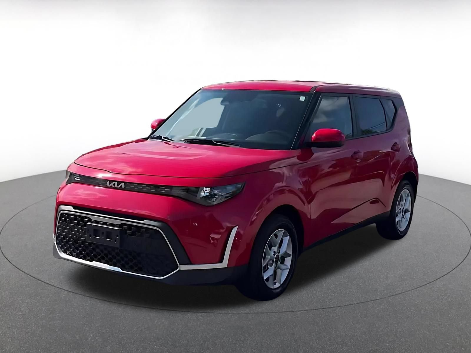 Used 2025 Kia Soul LX w/ LX Technology Package FWD image 7