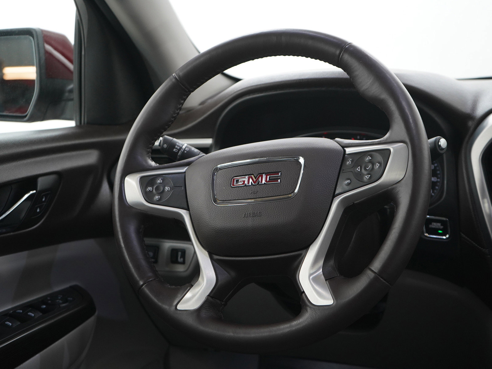 Used 2017 GMC Acadia SLT AWD/4WD image 15