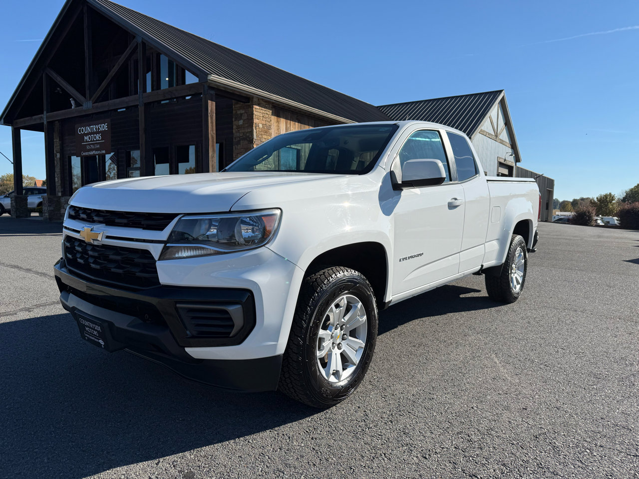 Used 2022 Chevrolet Colorado LT w/ Fleet Safety Package image 2