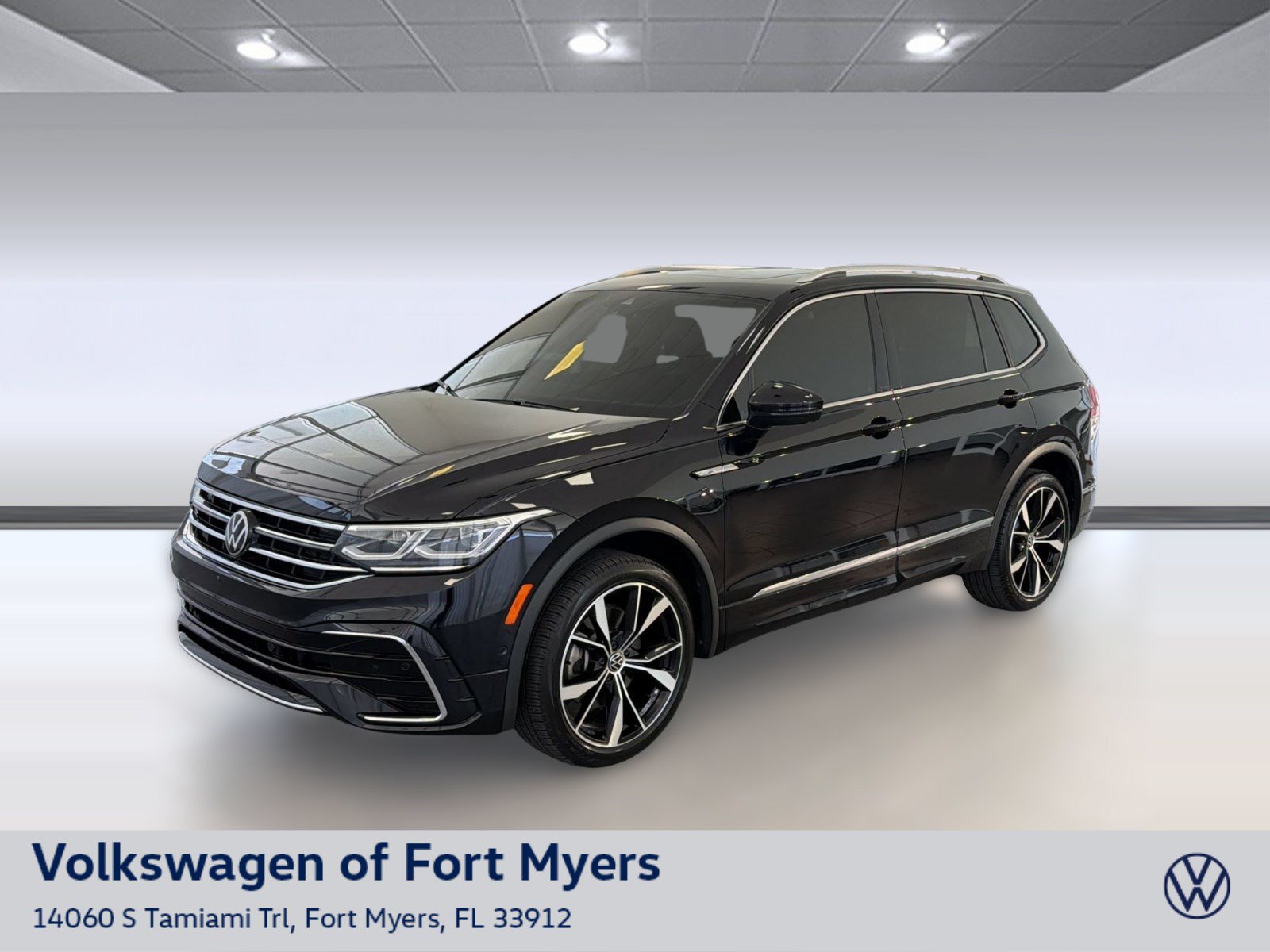 Certified 2024 Volkswagen Tiguan SEL R-Line