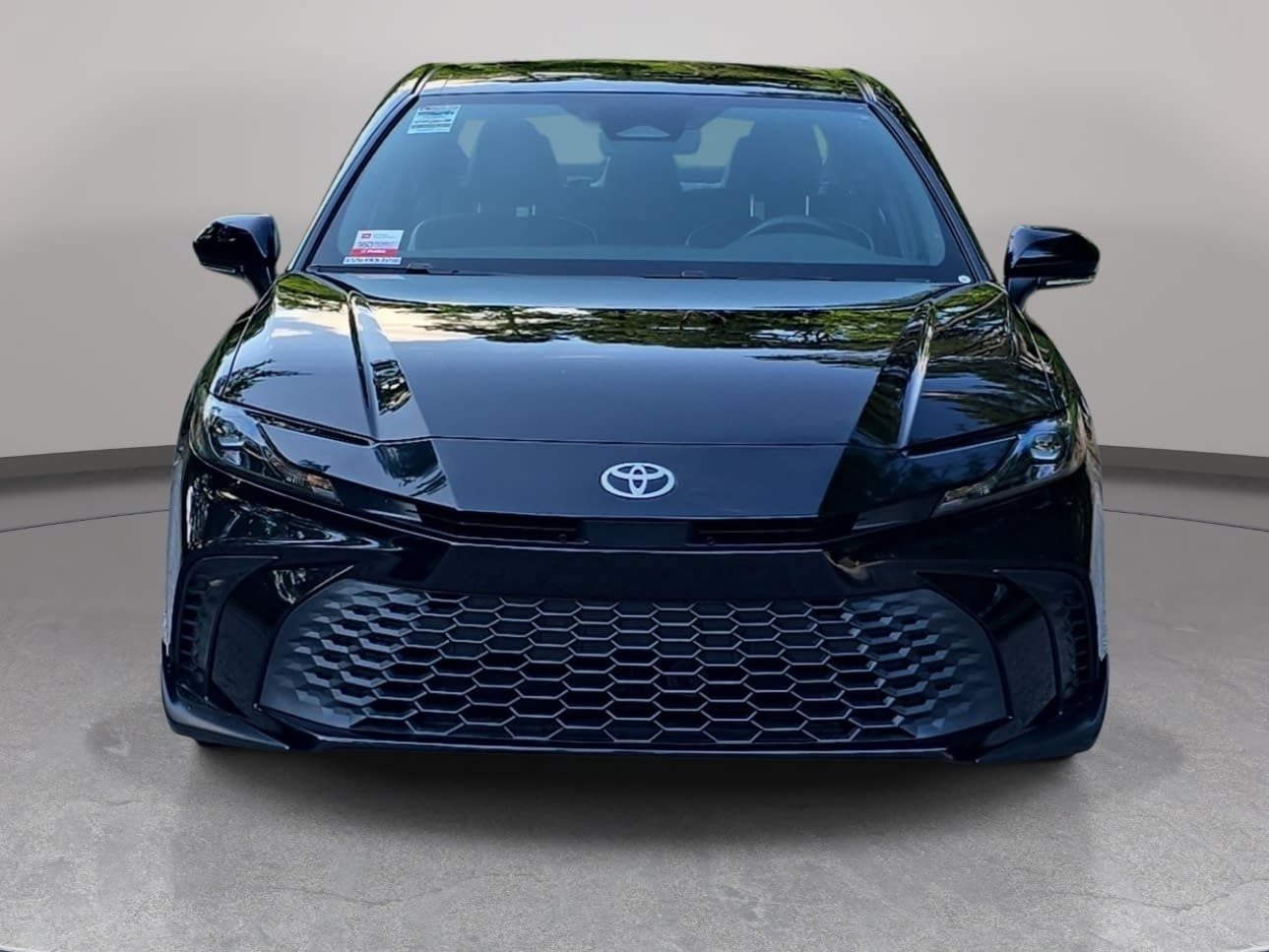 Certified 2025 Toyota Camry SE w/ Convenience Package FWD image 2