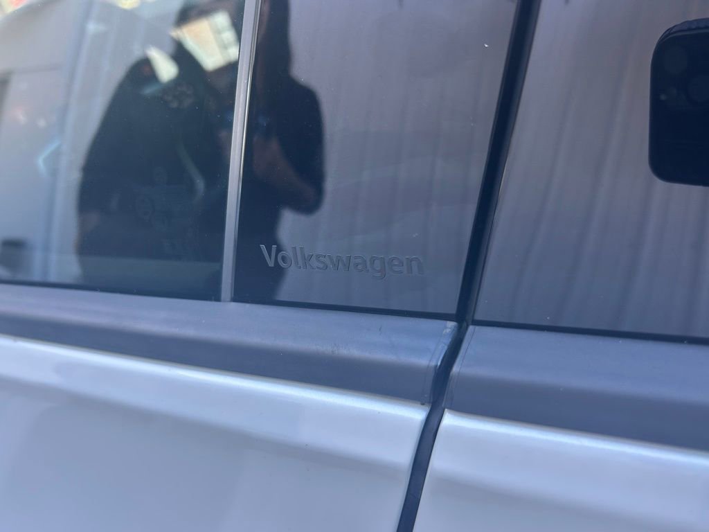 Used 2023 Volkswagen GTI Autobahn image 28