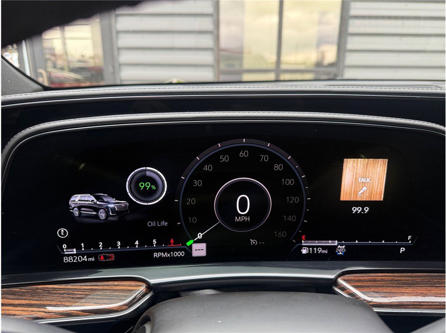 Used 2021 Cadillac Escalade Luxury AWD/4WD image 16
