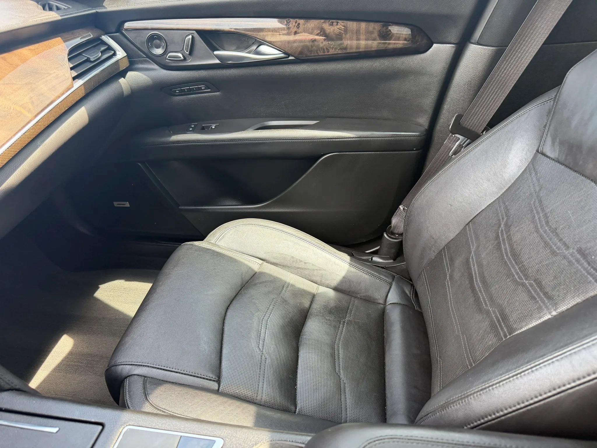 Used 2017 Cadillac CT6 Premium Luxury w/ Driver Assist Package AWD/4WD image 17