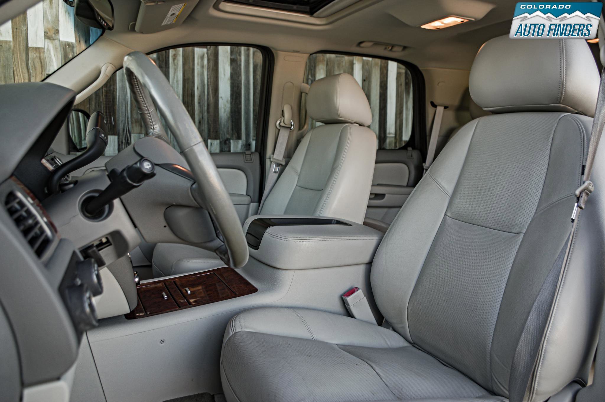 Used 2013 Chevrolet Tahoe LTZ image 13