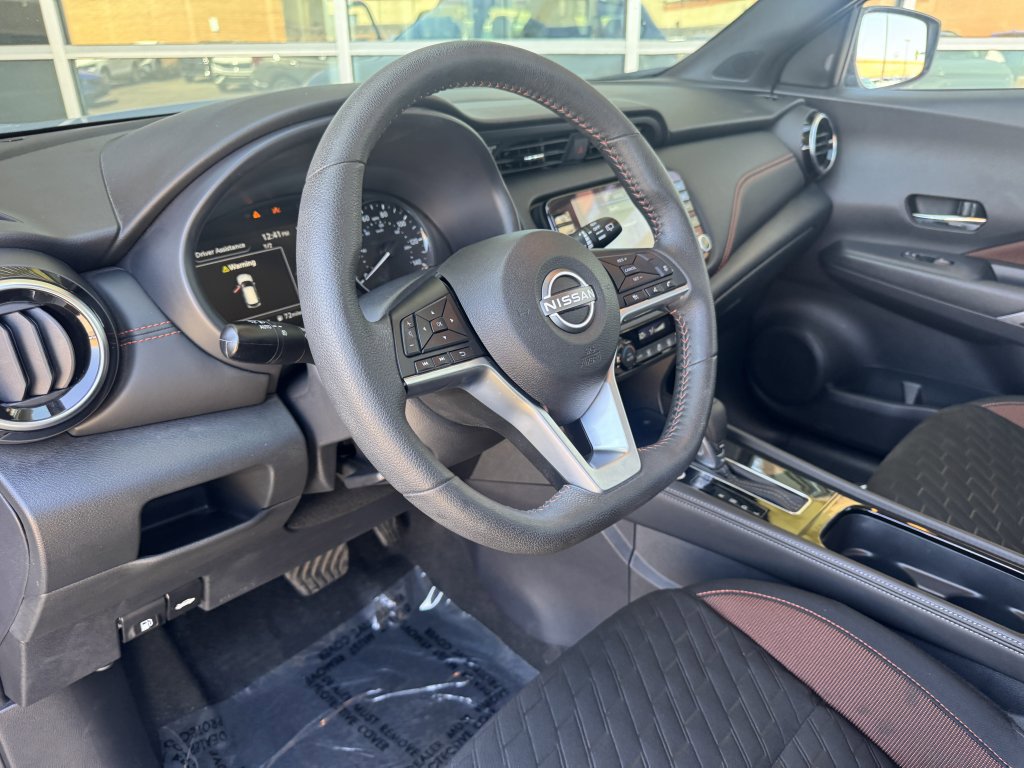 Used 2023 Nissan Kicks SR FWD image 29