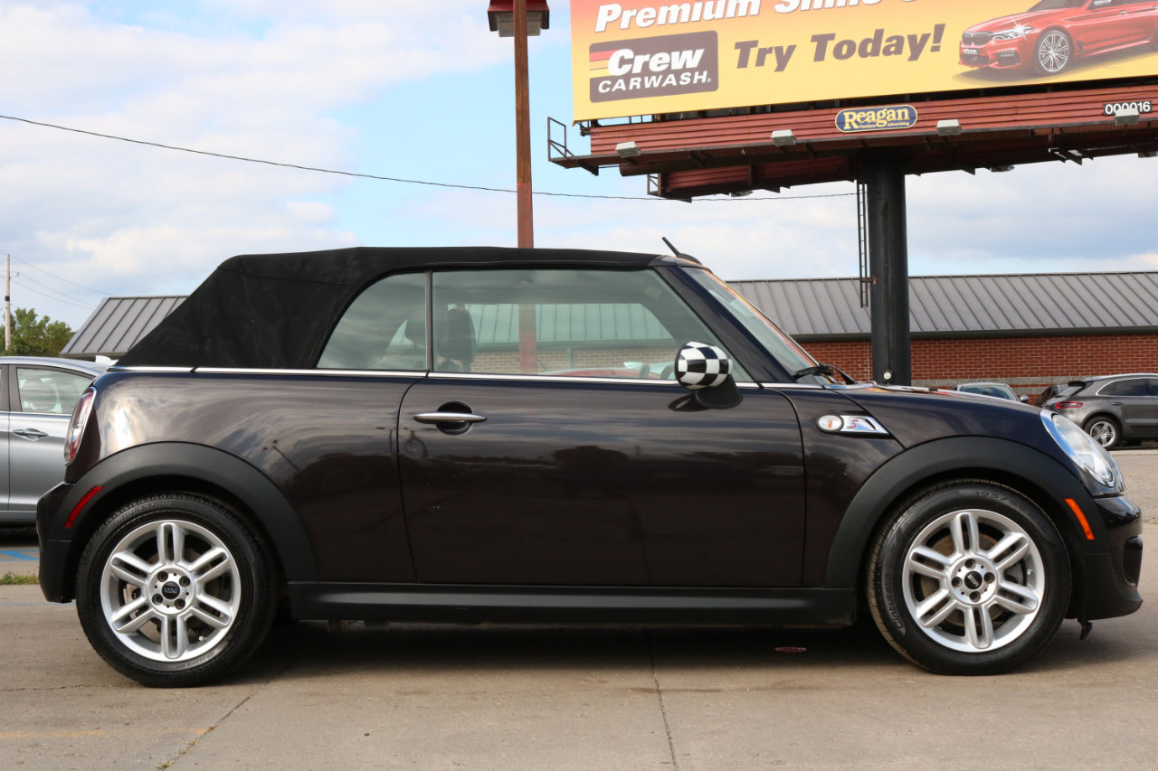 Used 2014 MINI Cooper S image 21