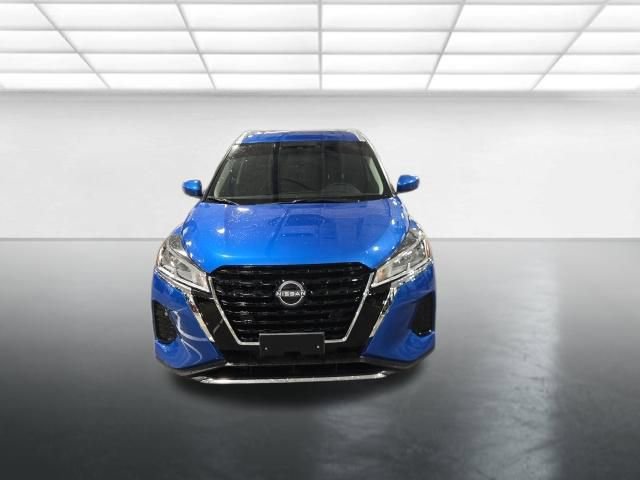 Used 2023 Nissan Kicks SV FWD image 9