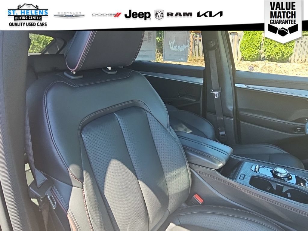 Used 2024 Jeep Wagoneer Limited AWD/4WD image 18