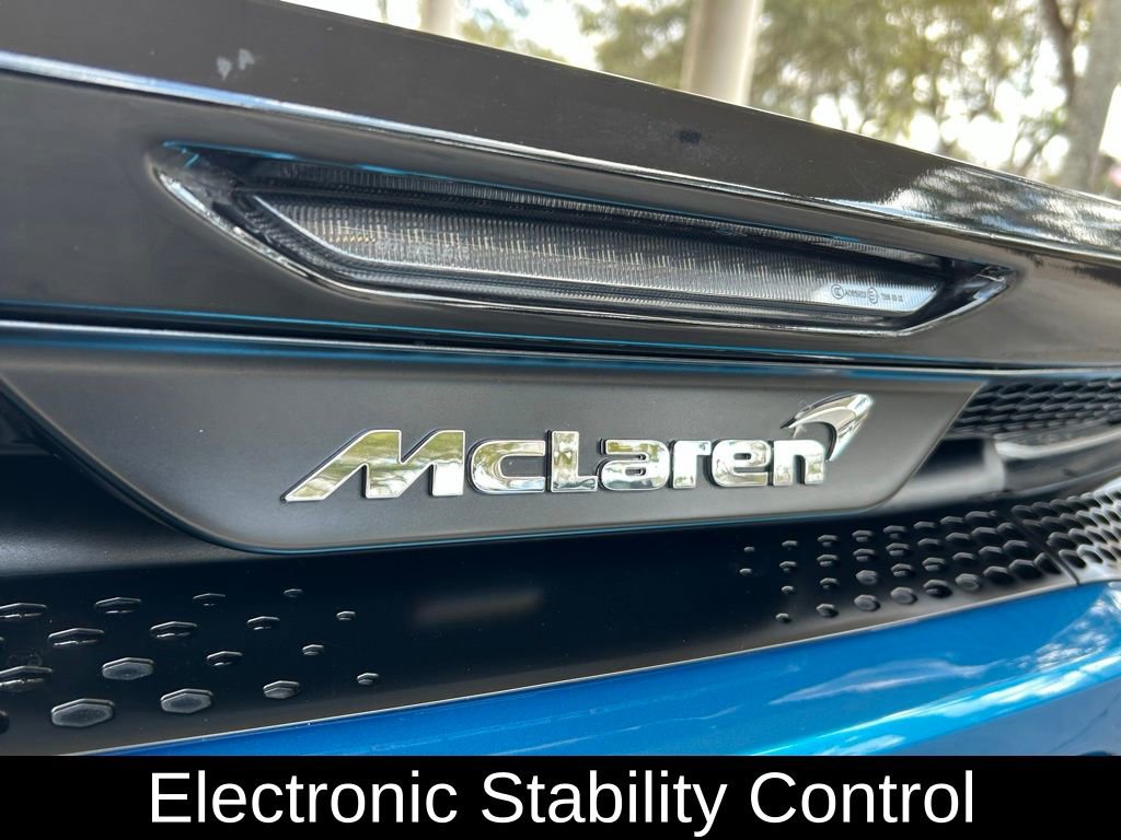 Used 2022 McLaren GT image 30