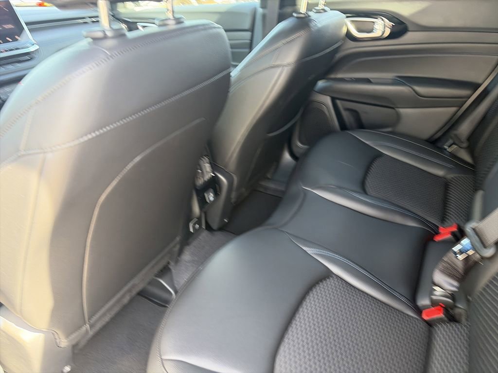 New 2026 Jeep Compass Latitude image 29